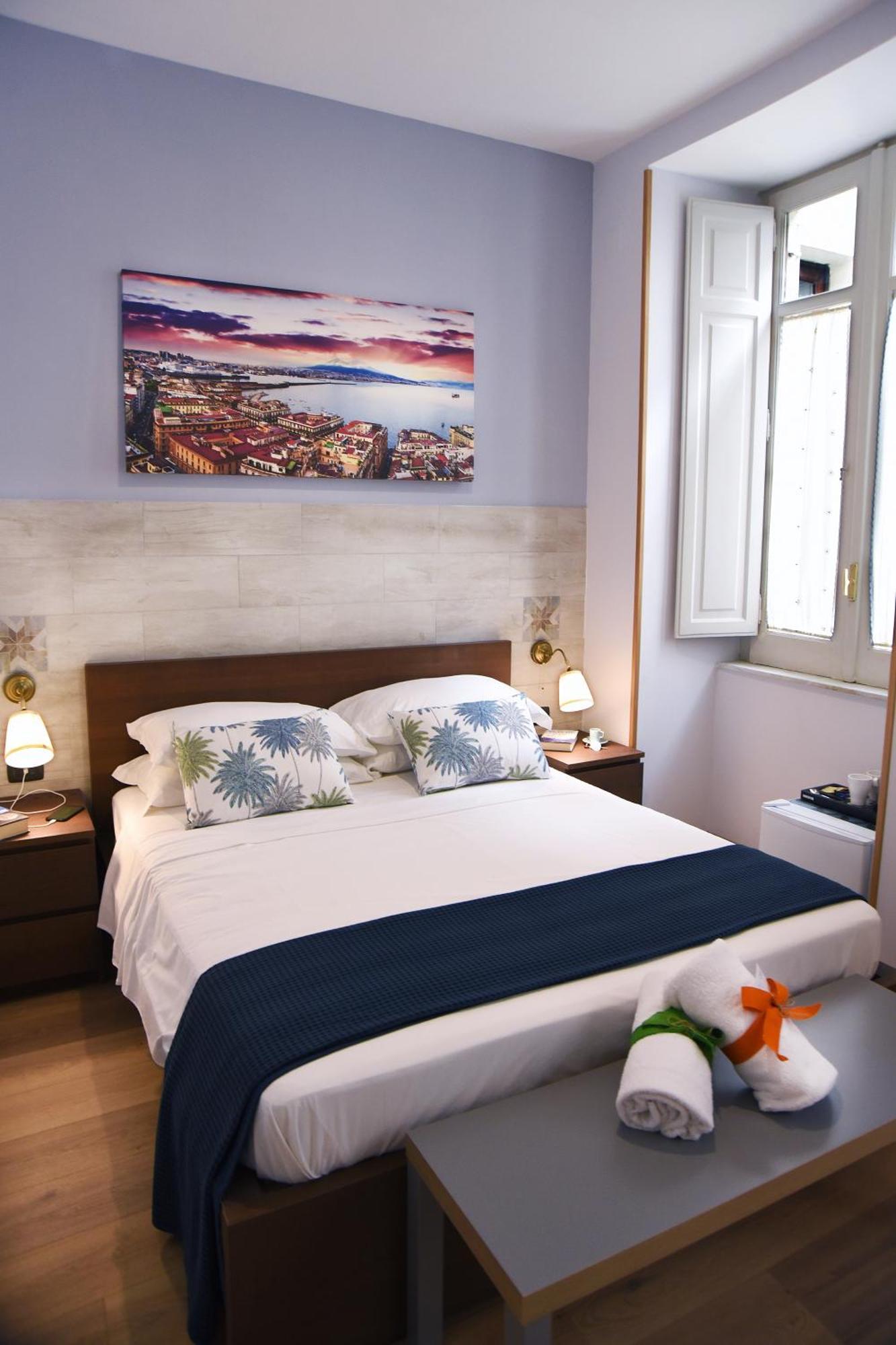 Bed and Breakfast La Dimora Luca Giordano Neapel Exterior foto